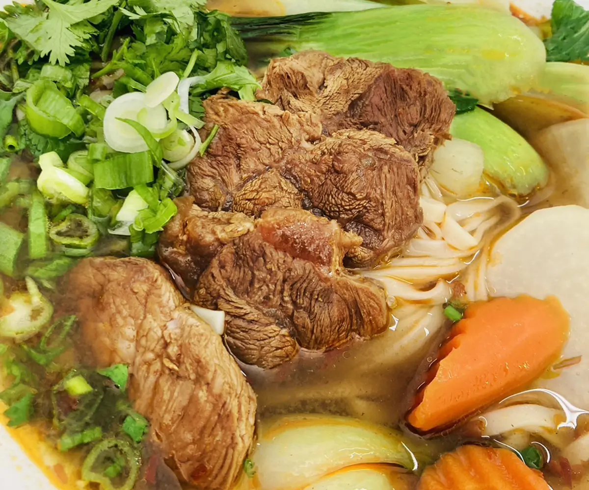 Asian Fusion Restaurant SIS Cafe | Los Angeles